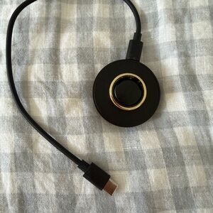 Oura Ring Gen 3 Size 9 with Charger